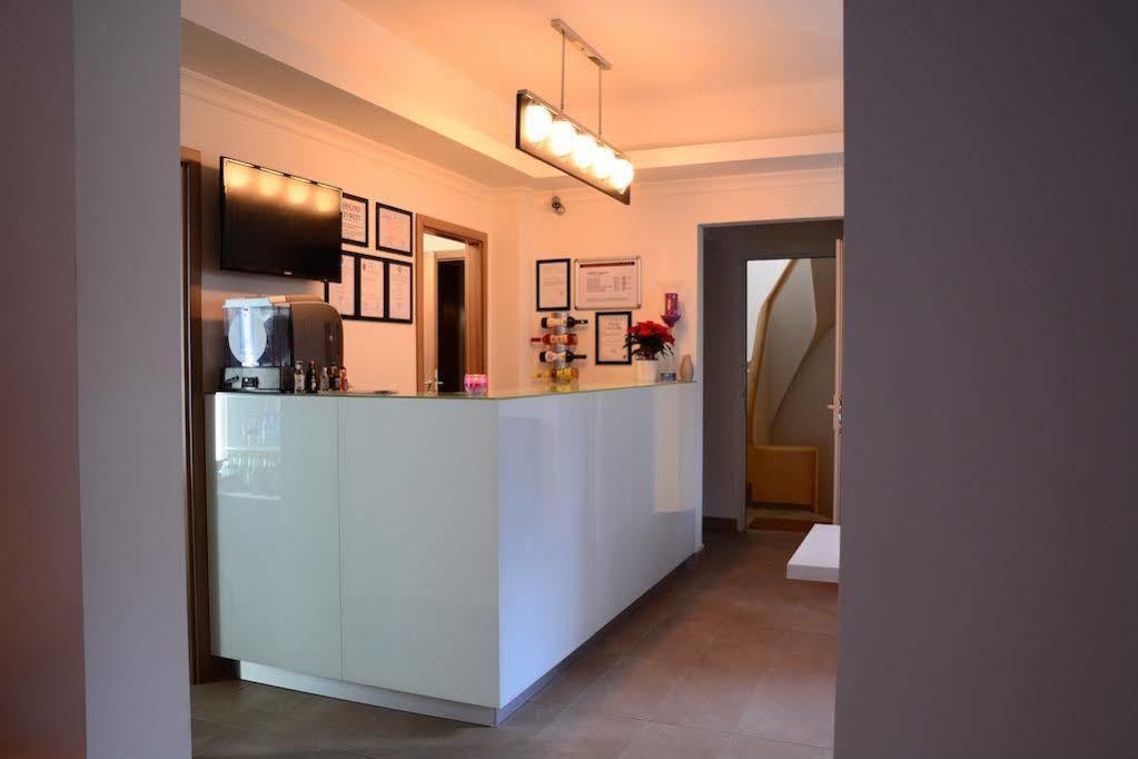 Eden Boutique Accommodation Bucureşti Exterior foto