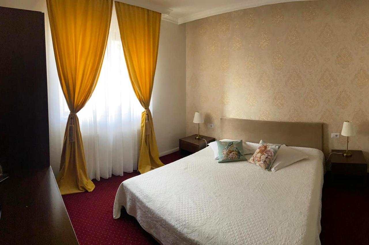 Eden Boutique Accommodation Bucureşti Exterior foto